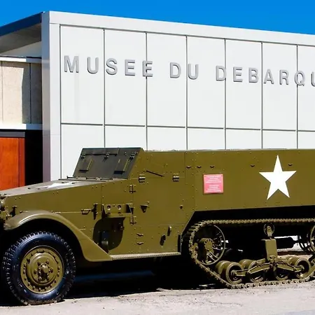 Le Joffre - Sur La Digue En Centre * Arromanches-les-Bains